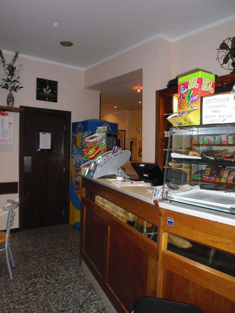 Albergo Caprile 우스키오 외부 사진