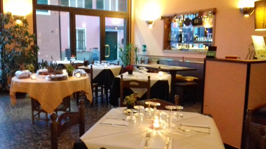 Albergo Caprile 우스키오 외부 사진